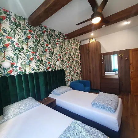 Luxurio Rooms With Baths Livorno Exterior photo