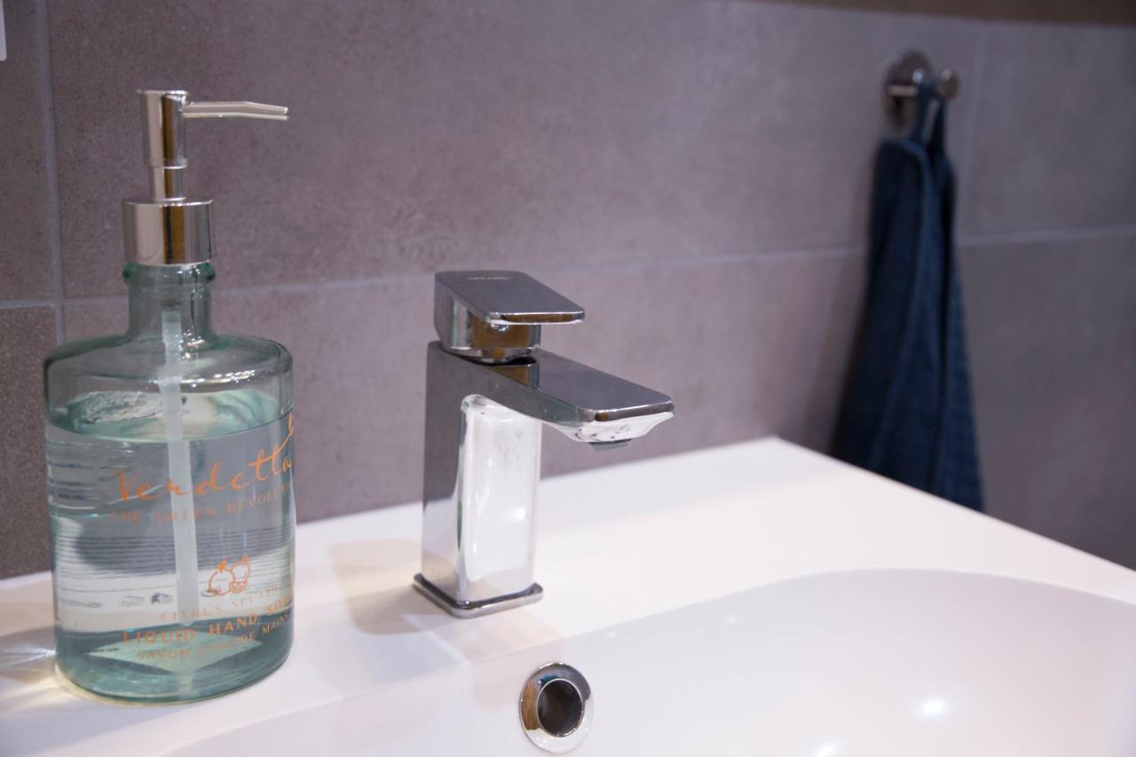 Luxurio With Baths * Livorno