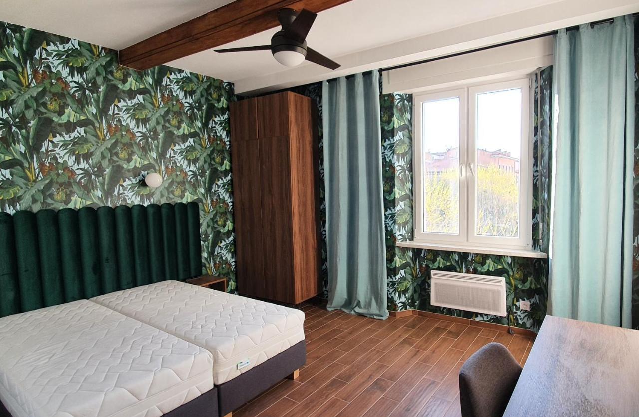Luxurio With Baths Homestay Livorno